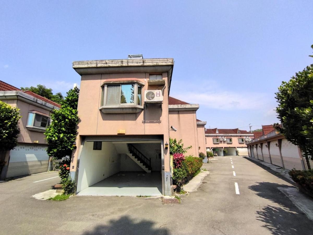 愛情海 Motel Toufen Exterior photo
