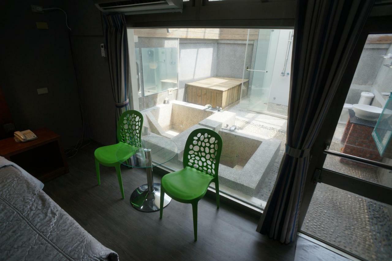 愛情海 Motel Toufen Exterior photo